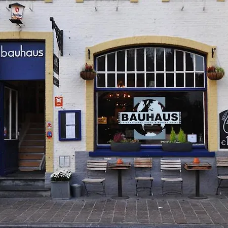 St Christopher's At The Bauhaus * Bruges